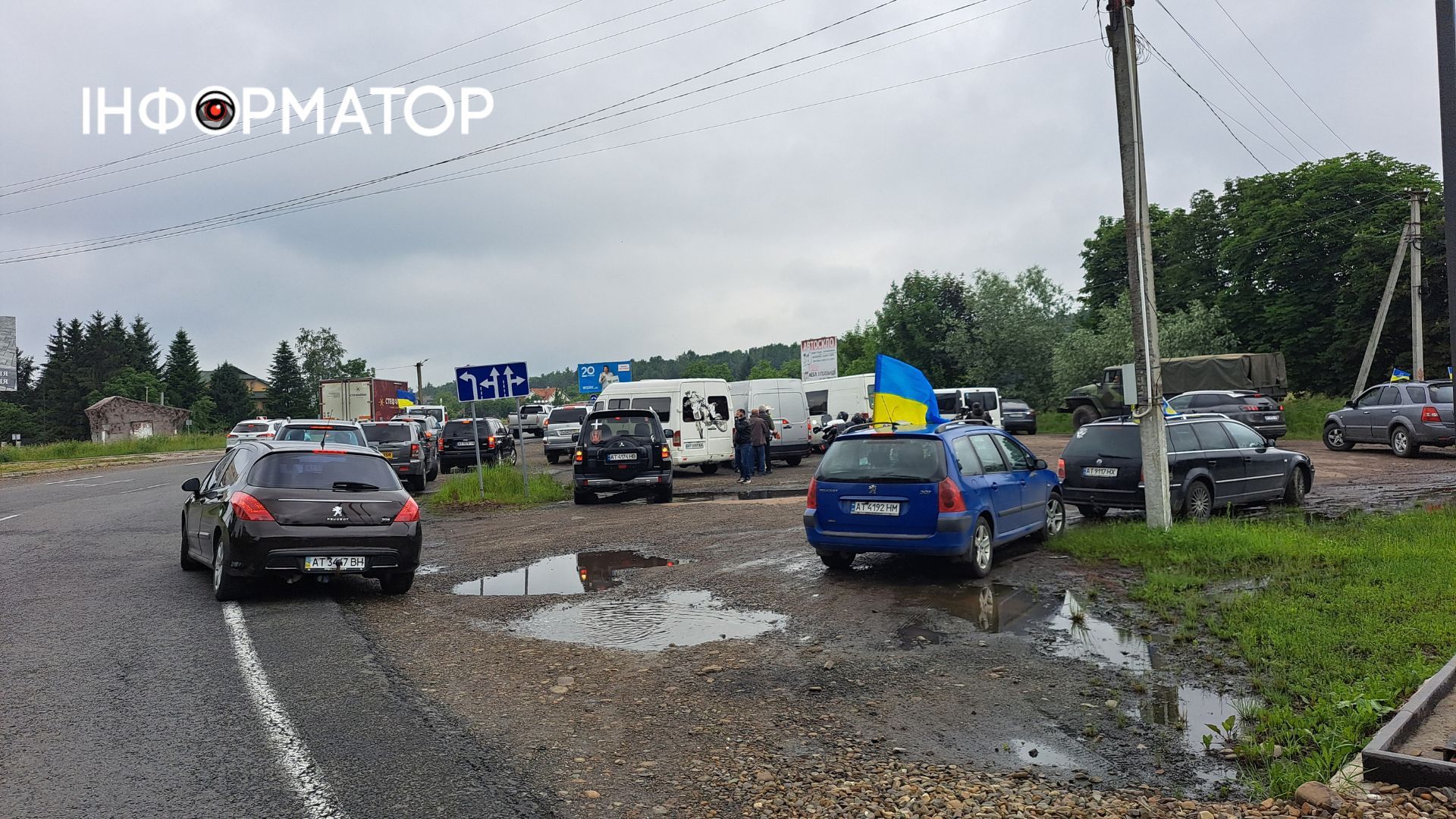 У Коломиї "на щиті" зустріли загиблого Героя Максима Попелюка 5