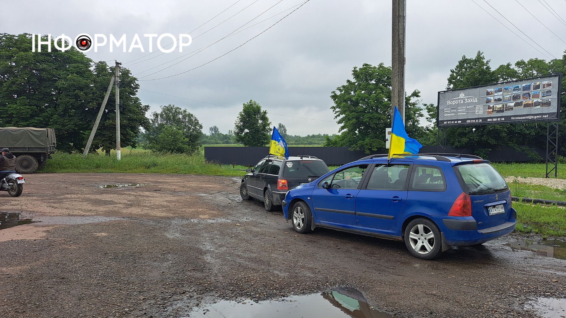 У Коломиї "на щиті" зустріли загиблого Героя Максима Попелюка 2