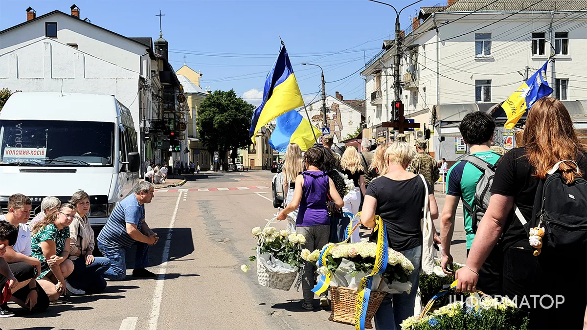 Назавжди 26... Коломия провела в останню дорогу Максима Попелюка 15