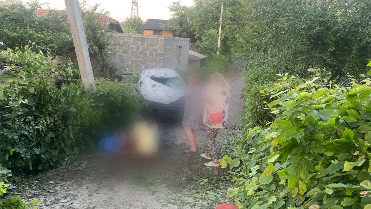У Стопчатові смертельна ДТП: загинув 23-річний пасажир, ще двоє людей у лікарні 2