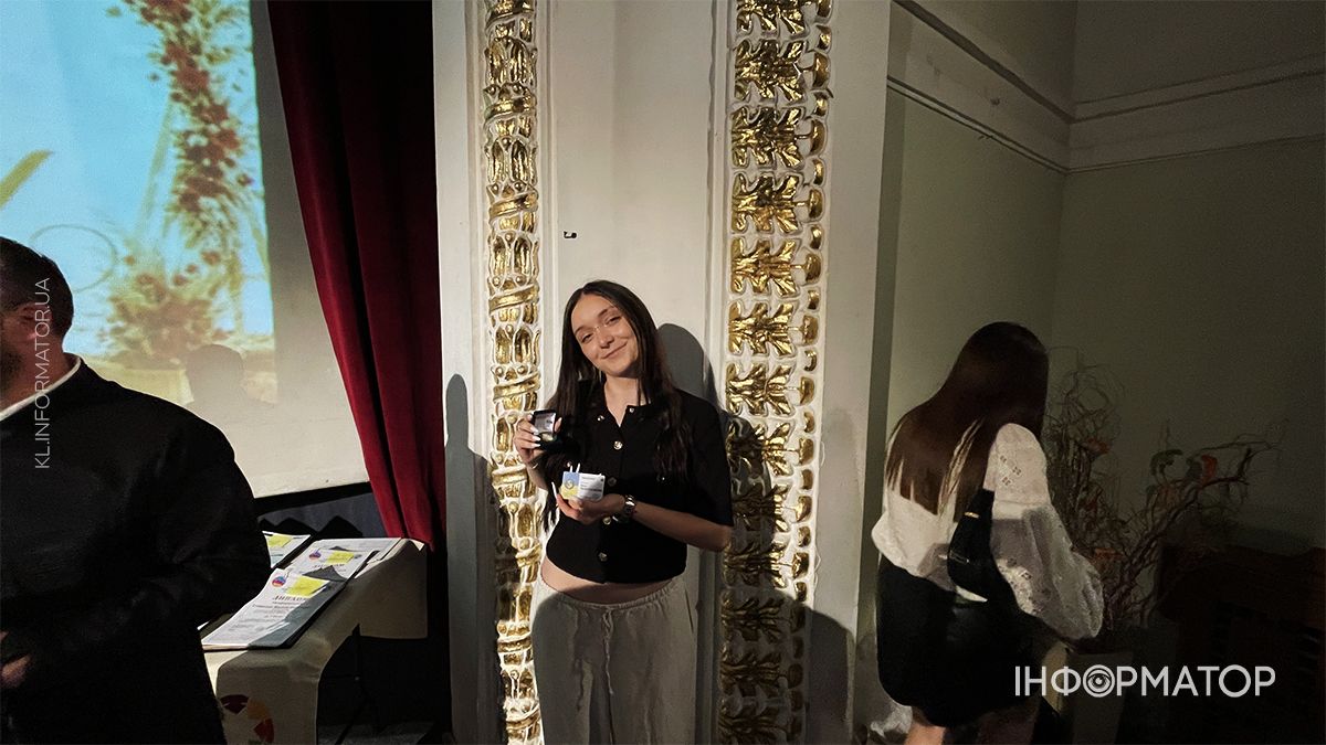 Плай успіху: у Коломиї відзначили найкращих учнів та випускників громади 24