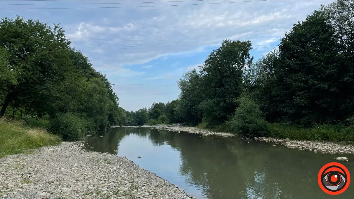 Річка Пістинька в Шешорах Річка Пістинька в Шешорах