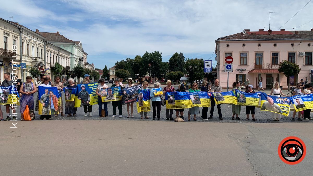 Мирна акція на підтримку безвісти зниклих військових та полонених відбулась у Коломиї 5