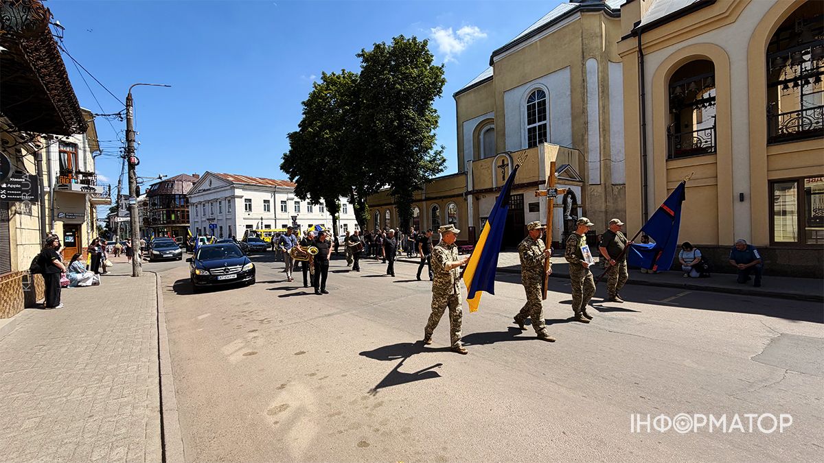 Коломийська громада зустріла полеглого Героя Василя Грицюка 18
