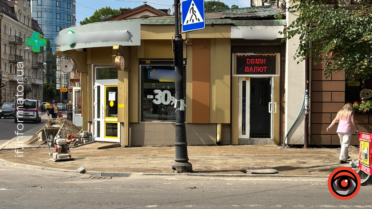 В Івано-Франківську демонтували історичну бруківку 19 століття: у мерії пояснили причини 1