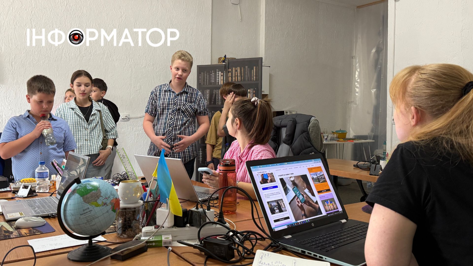 Учні коломийської IT-школи навідались на екскурсію в редакцію Інформатора 2