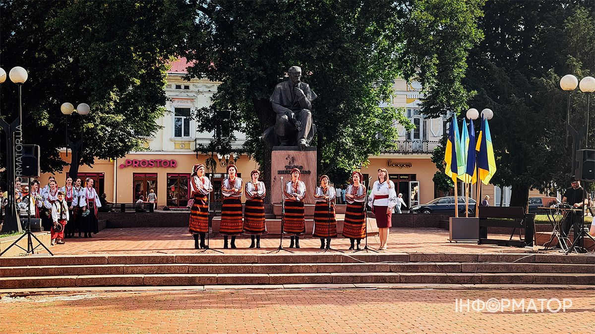У Коломиї пройшли урочистості до тридцятої річниці Дня Конституції України 7