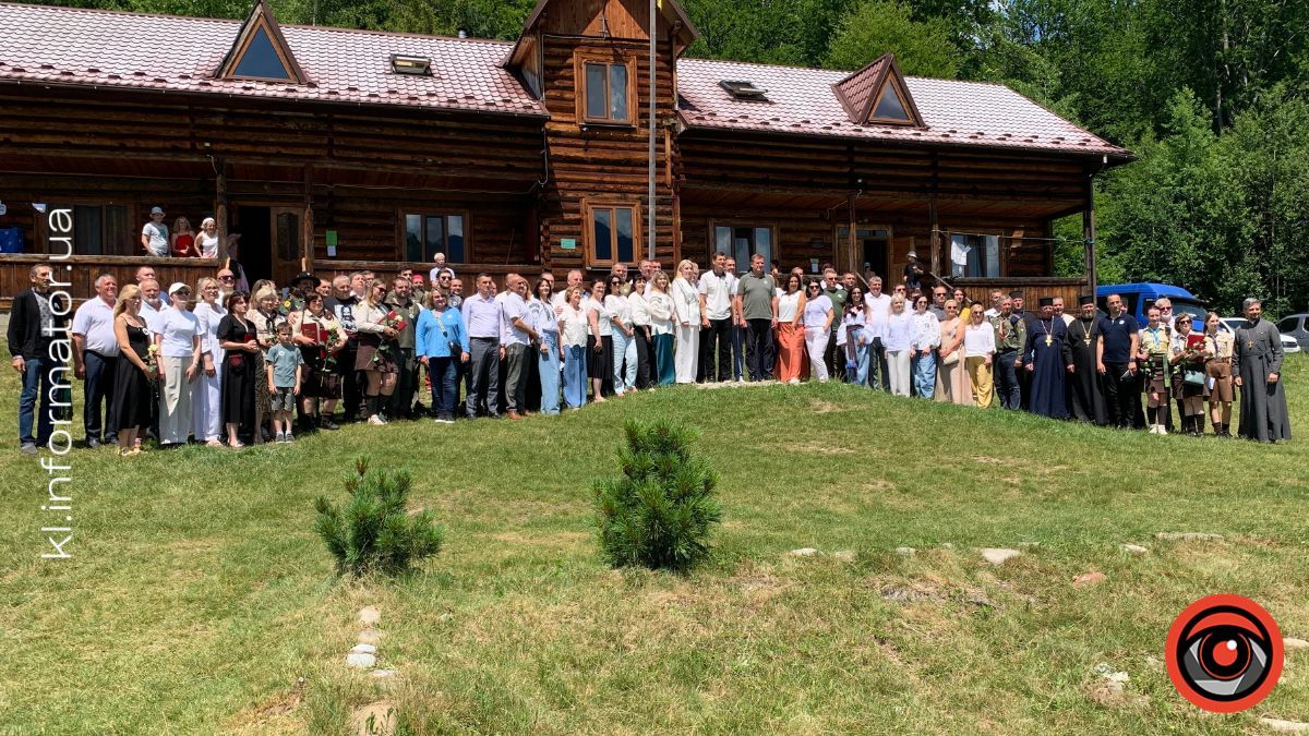 Посмертно відзначили пластуна з Коломиї: Назара Цигана нагородили медаллю "Лицар бойового чину" 16