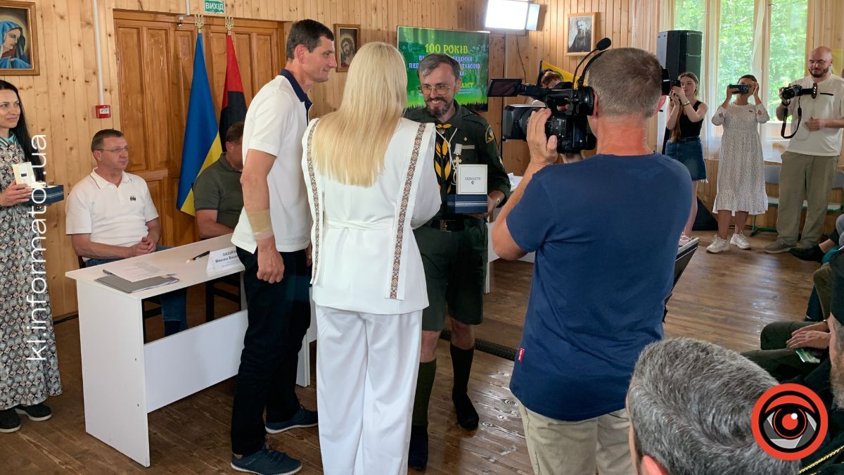 Посмертно відзначили пластуна з Коломиї: Назара Цигана нагородили медаллю "Лицар бойового чину" 13