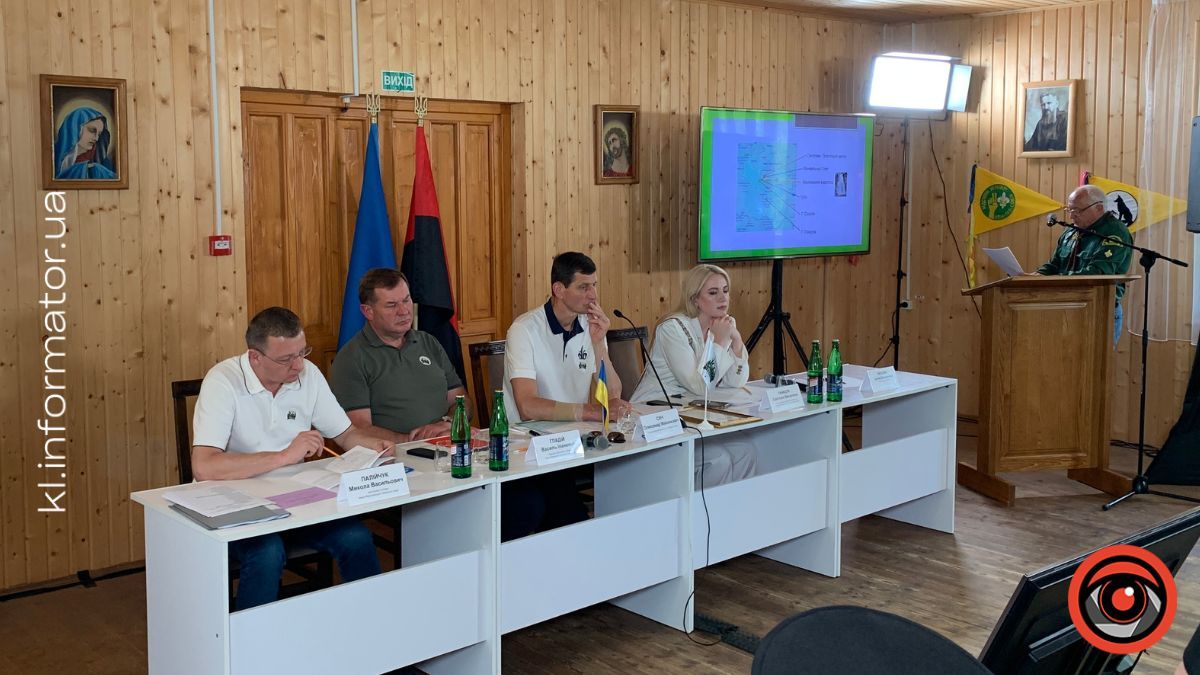 Посмертно відзначили пластуна з Коломиї: Назара Цигана нагородили медаллю "Лицар бойового чину" 9