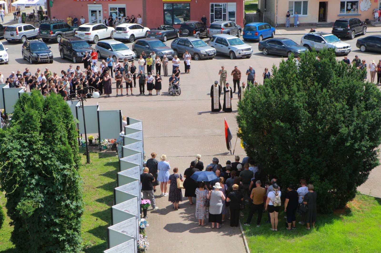 У Косові вшанували пам’ять полеглих захисників України 13