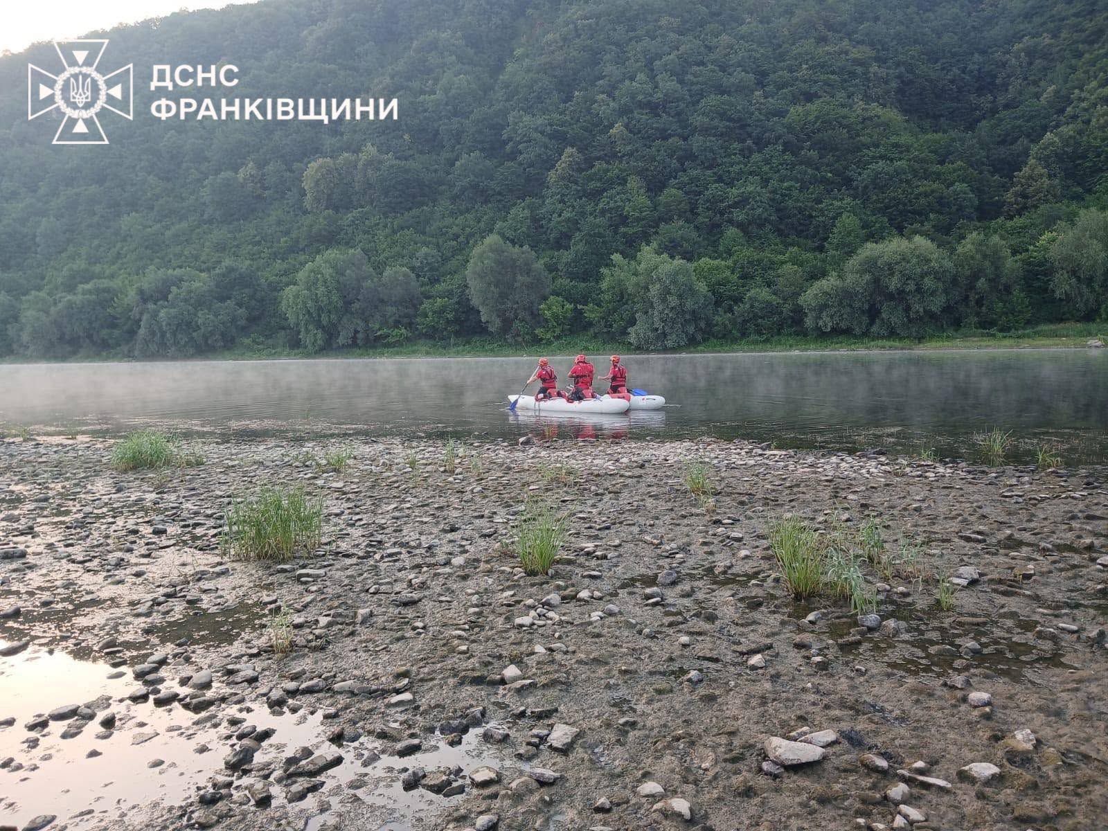 На Коломийщині водолази рошукують 17-річного юнака, який зник у Дністрі 2