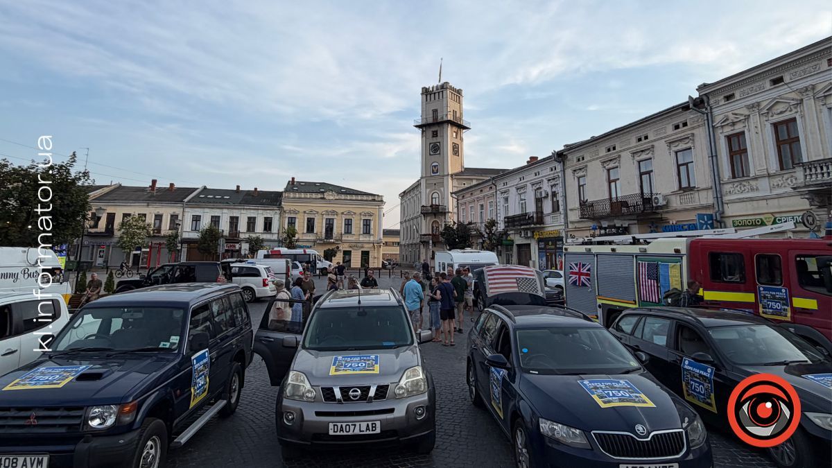 До Коломиї прибув 17-й конвой позашляховиків для ЗСУ 5