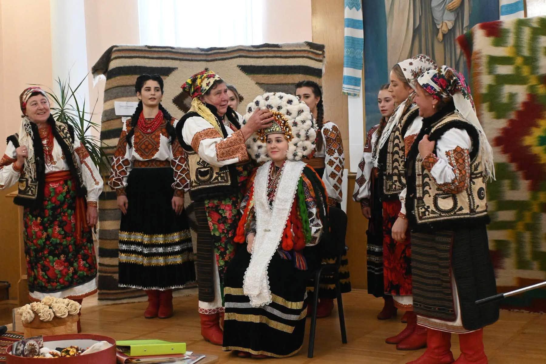 Фото: Управління культури національностей та релігій Івано-Франківської ОДА Фото: Управління культури національностей та релігій Івано-Франківської ОДА