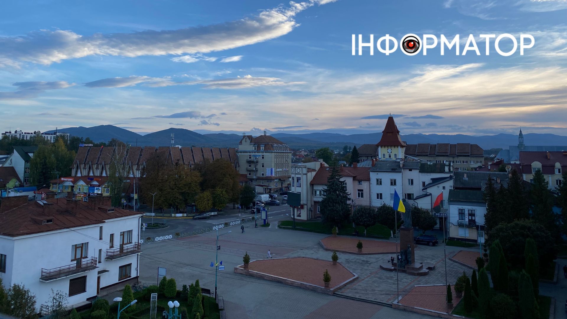 У Надвірній за 8 днів "розіграли" третину річного дорожнього бюджету на ремонт однієї вулиці