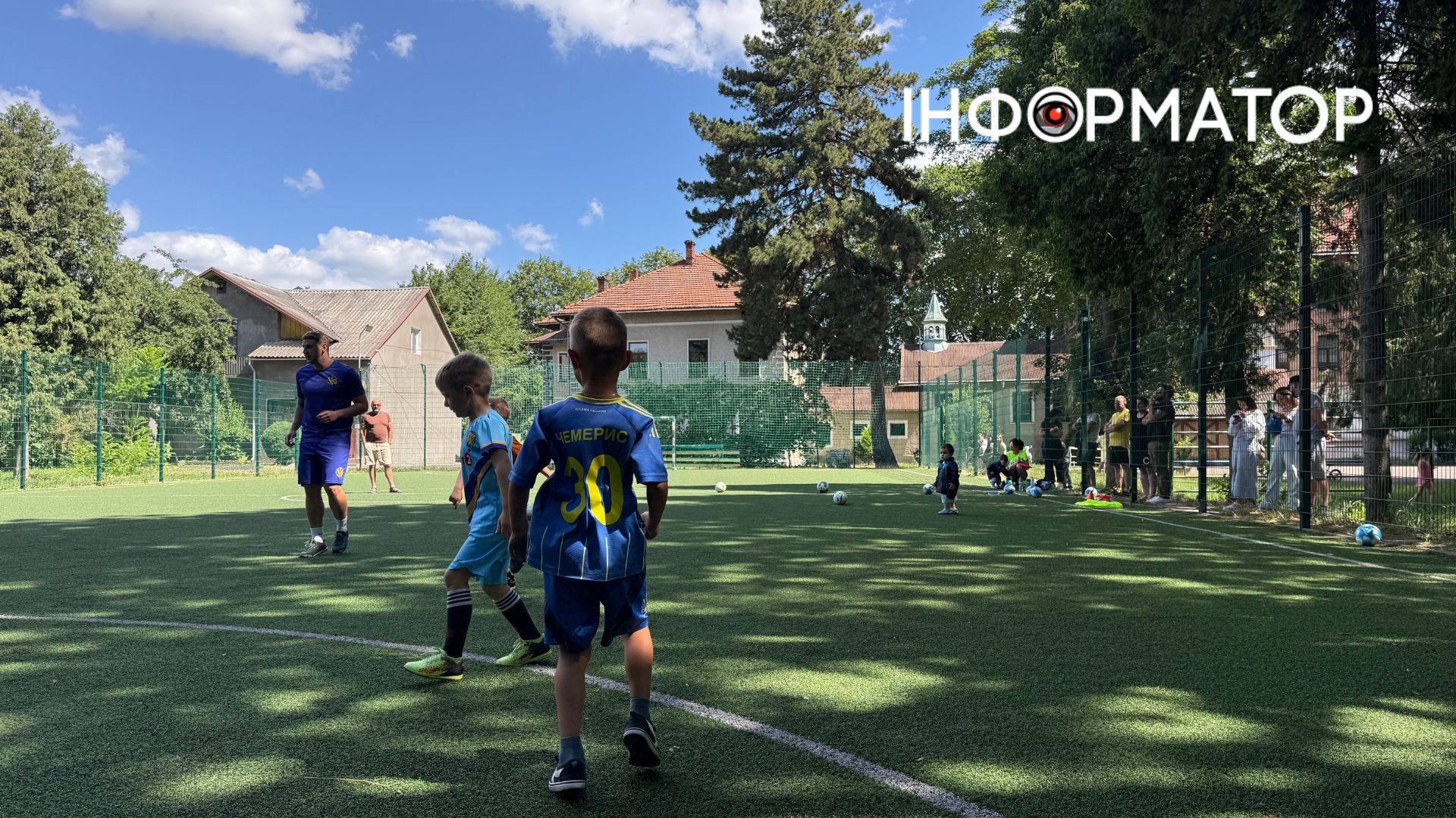 Перші кроки у спорті: у Коломиї відкрили футбольну секцію Varatyk Kinder для найменших 7