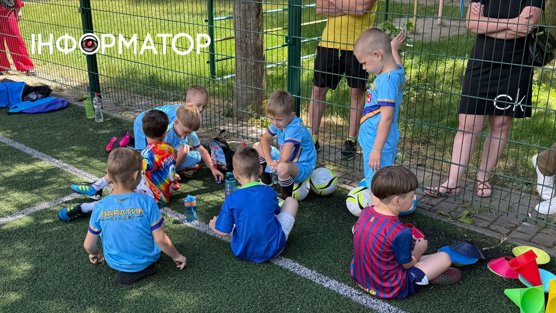 Перші кроки у спорті: у Коломиї відкрили футбольну секцію Varatyk Kinder для найменших 18