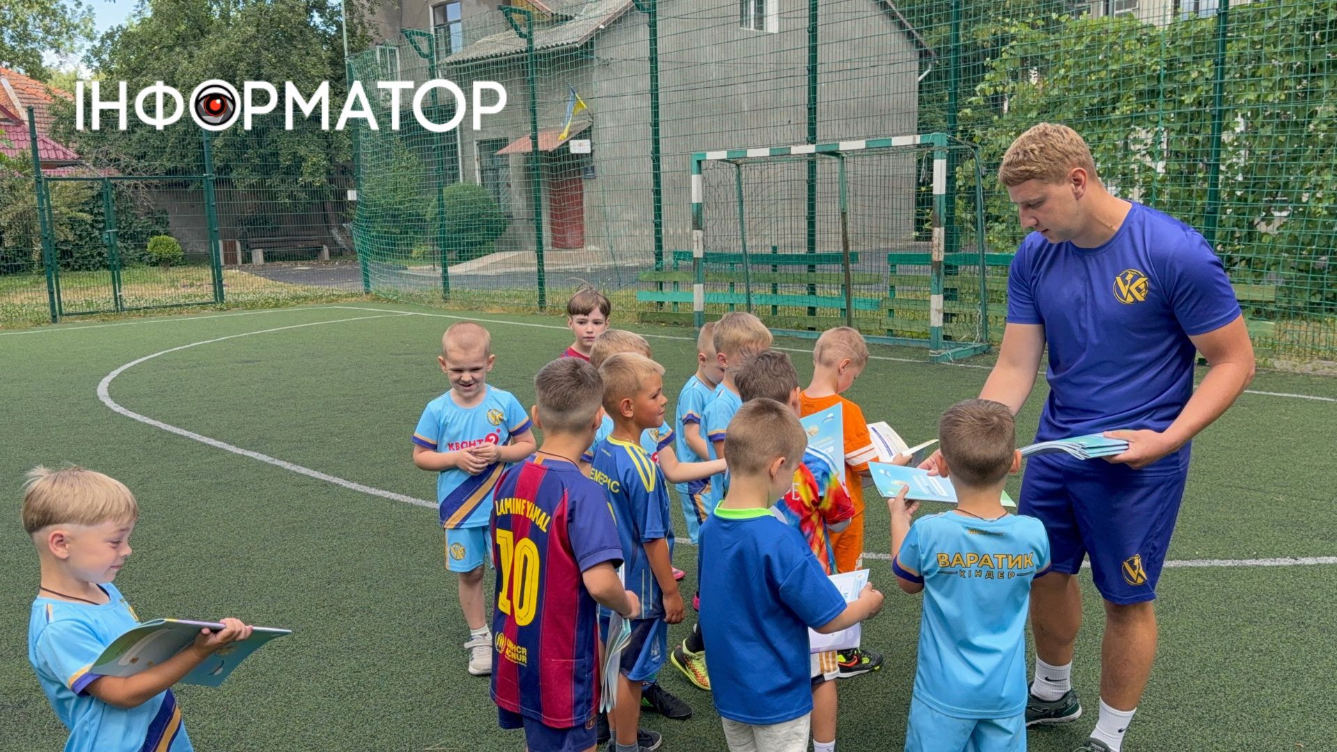 Перші кроки у спорті: у Коломиї відкрили футбольну секцію Varatyk Kinder для найменших 31