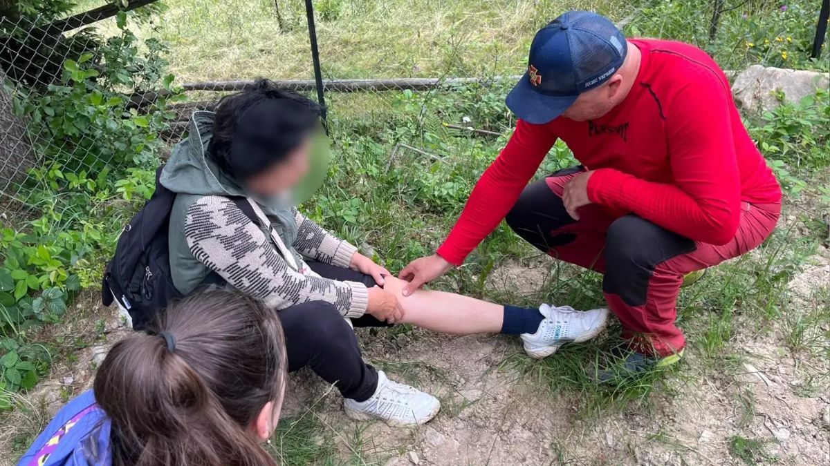 Троє туристів травмувалися в Карпатах за добу 1