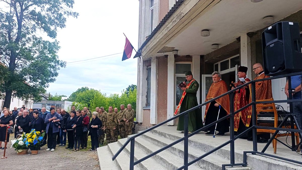 В останню путь на Коломийщині провели Романа Данилюка 1