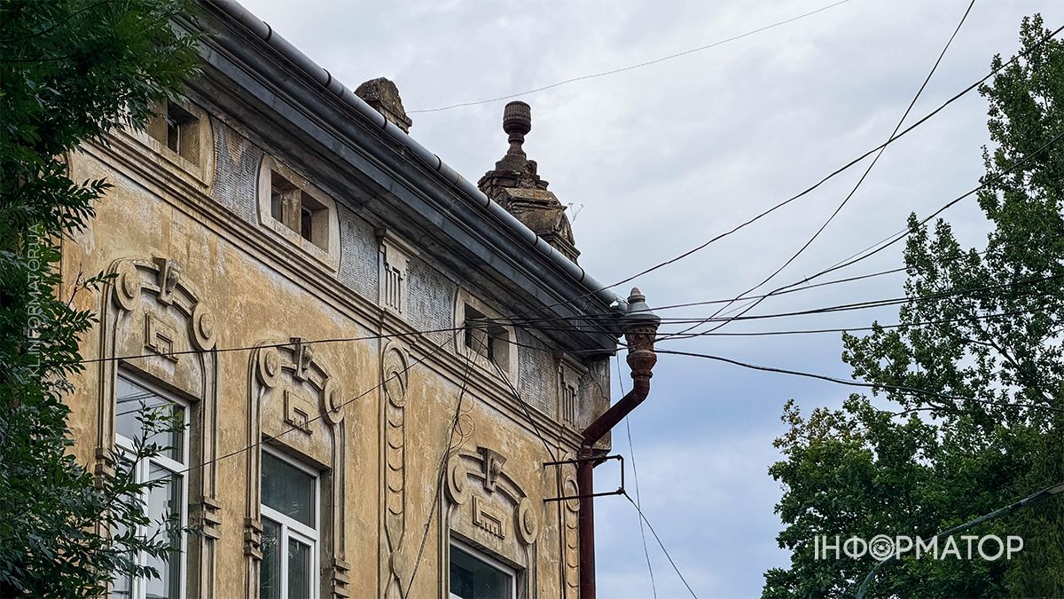 Затишний фоторепортаж із вулиць Коломиї 18