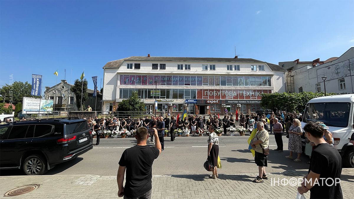 Коломия попрощалася із захисником Романом Пискором 18