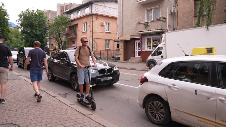 Лікарі та поліція занепокоєні: електросамокати дедалі частіше стають причиною важких травм 2