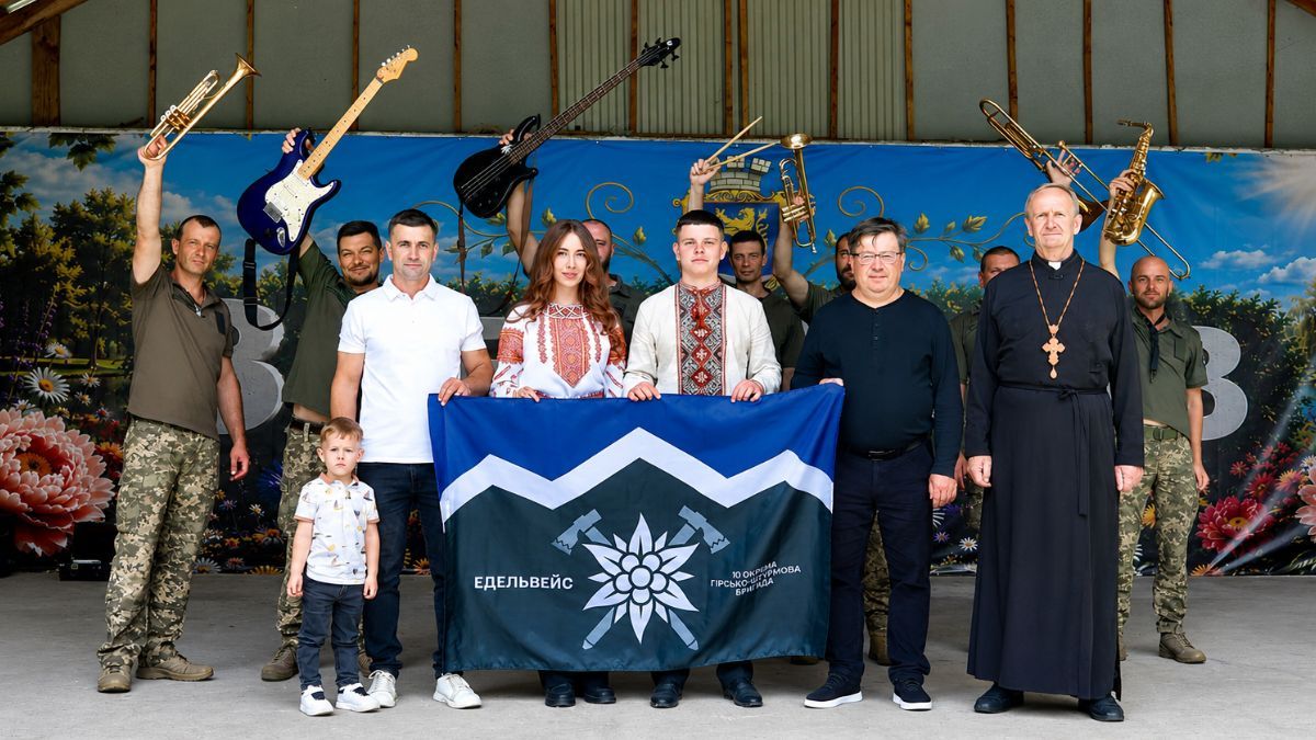 У Заболотові відкрили нові спортивні майданчики та провели благодійний захід