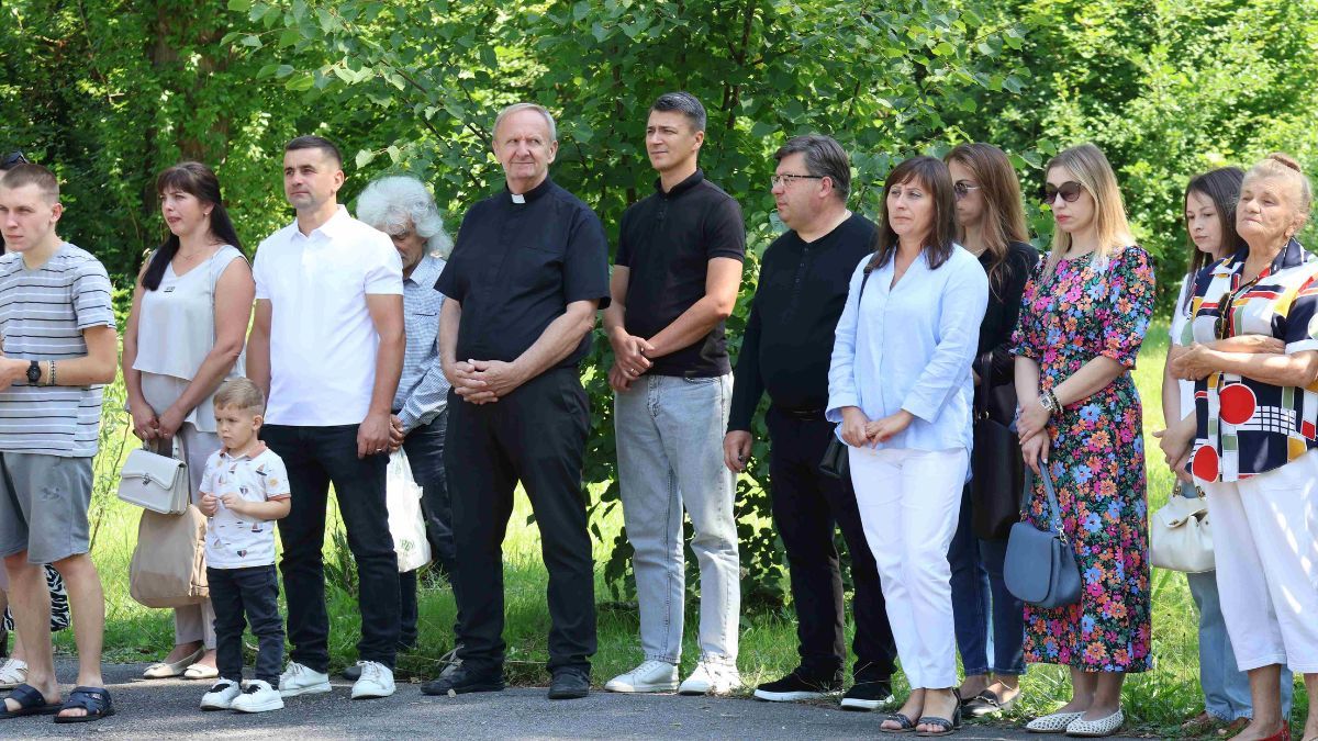 У Заболотові відкрили нові спортивні майданчики та провели благодійний захід 2