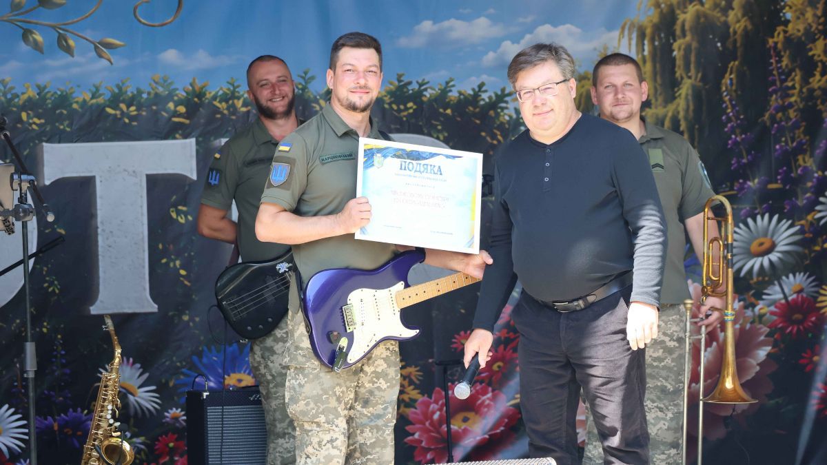 У Заболотові відкрили нові спортивні майданчики та провели благодійний захід 4