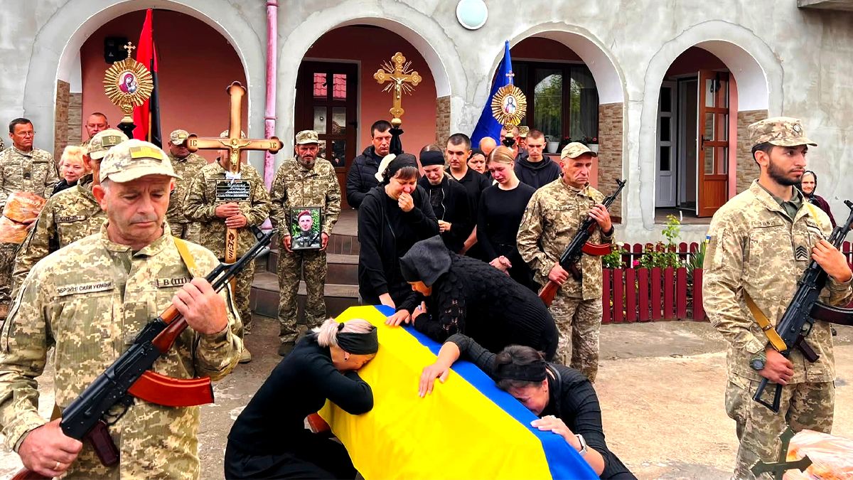 В останню дорогу на Городенківщині провели Коліщака Віталія 2