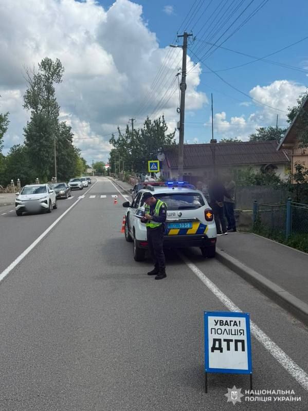 Велосипедист потрапив під колеса авто на Надвірнянщині 2