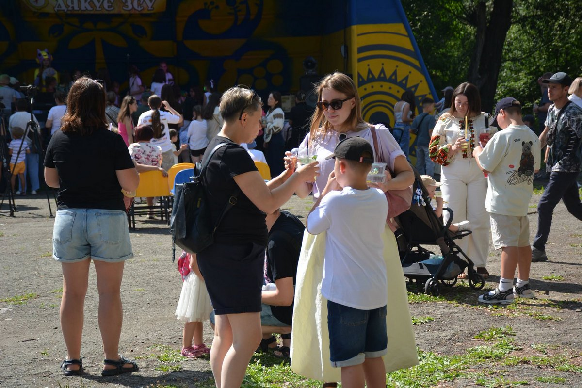 Понад 350 тис грн зібрали для ЗСУ під час благодійного фестивалю в Надвірній 3