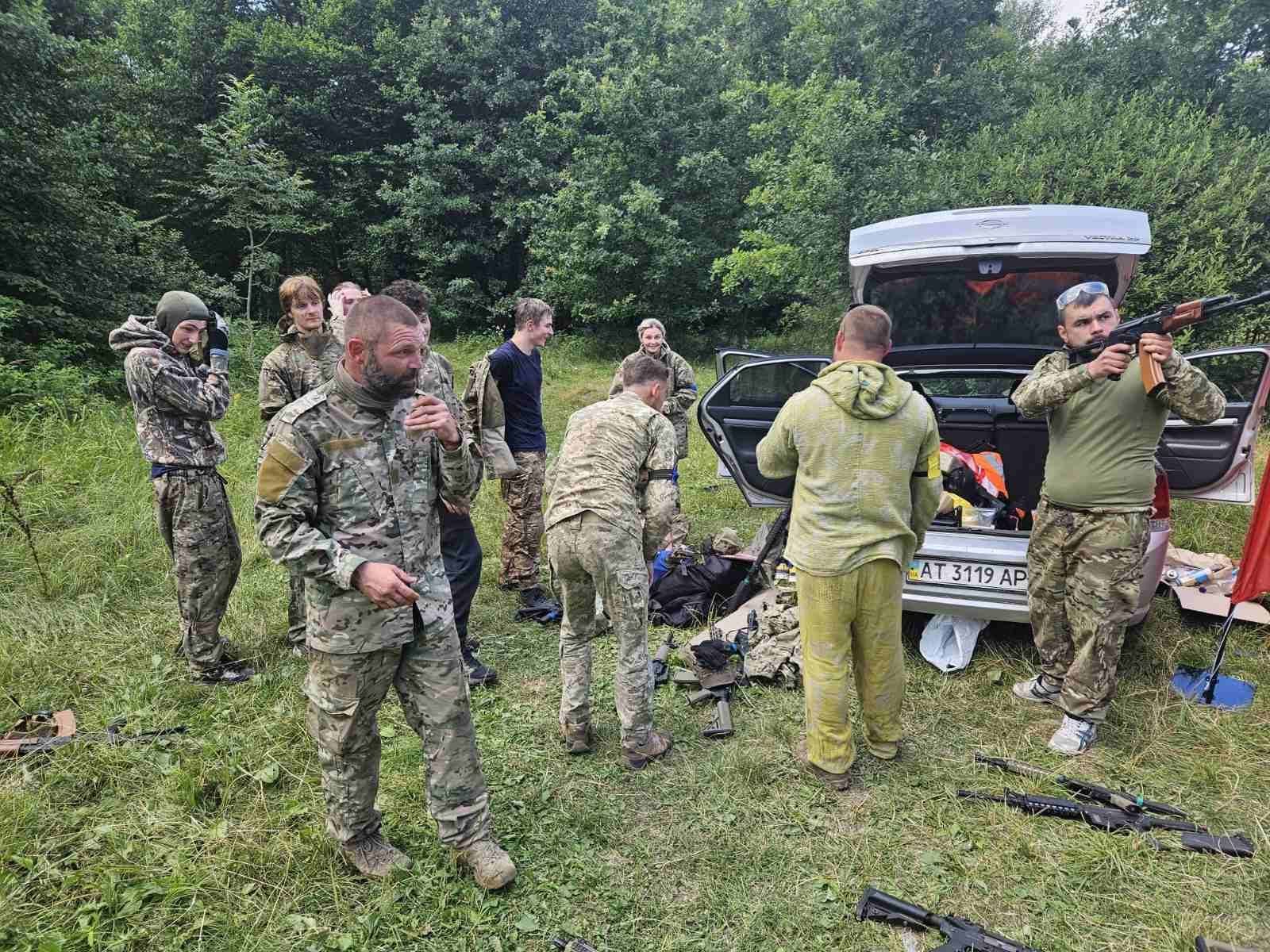 На Коломийщині відбувся турнір зі страйкболу за участі учнів і військовослужбовців 3