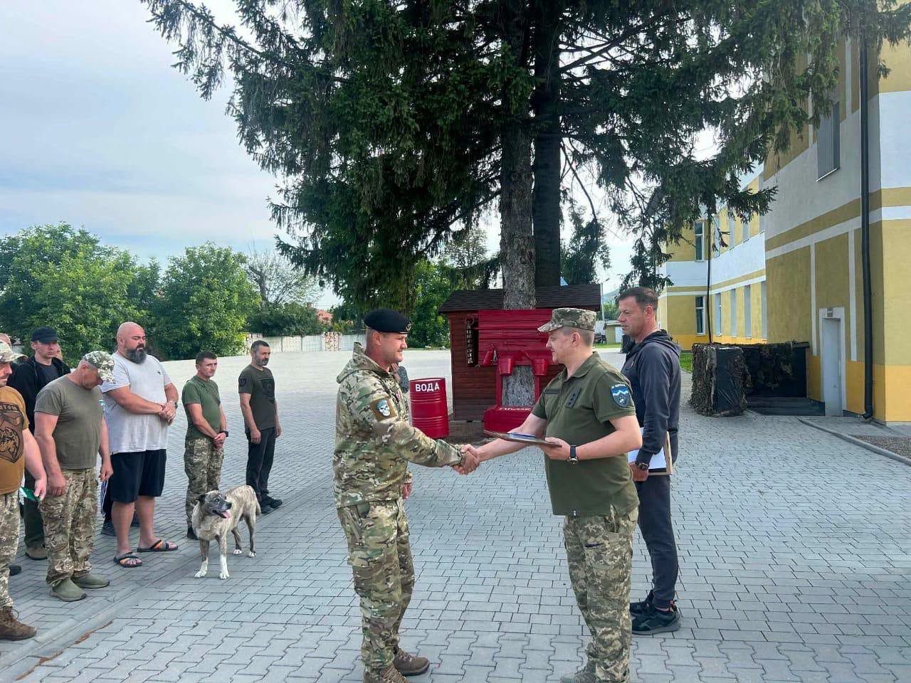 Двоє ветеранів зі Снятинської громади отримали державні нагороди 1