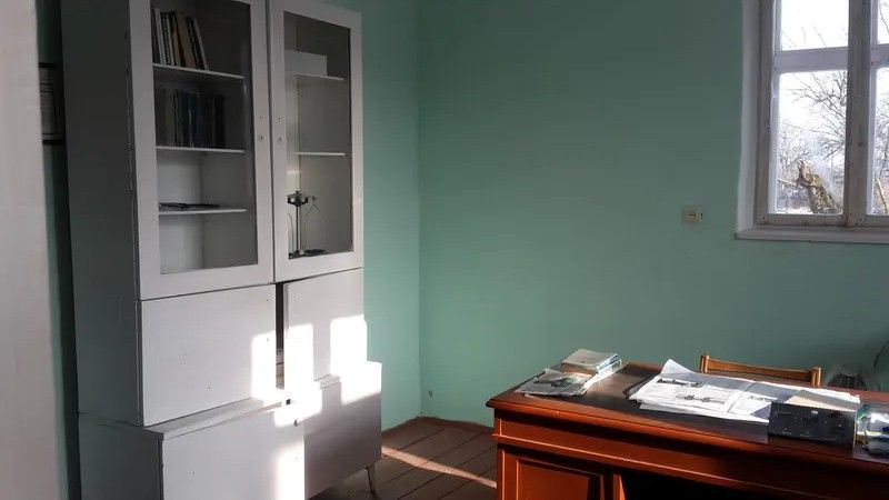На Коломийщині будинок продавали за 80 тис грн, але покупців не знайшлось 4