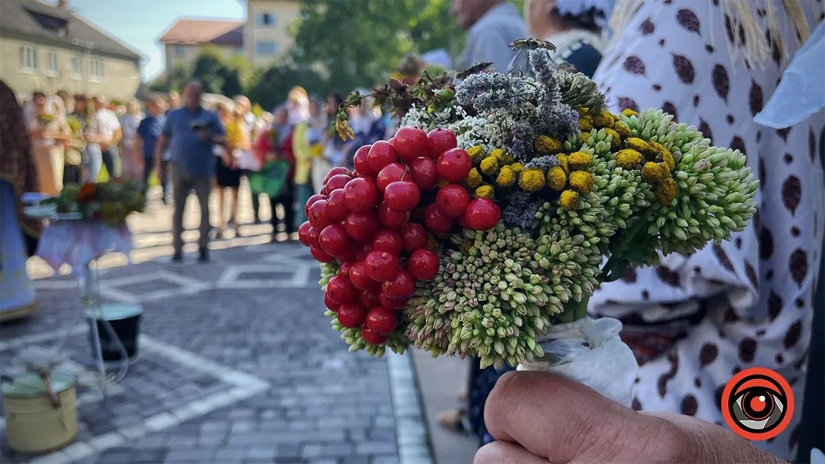 Розпорядок богослужінь у храмах Коломиї на свято Маковея