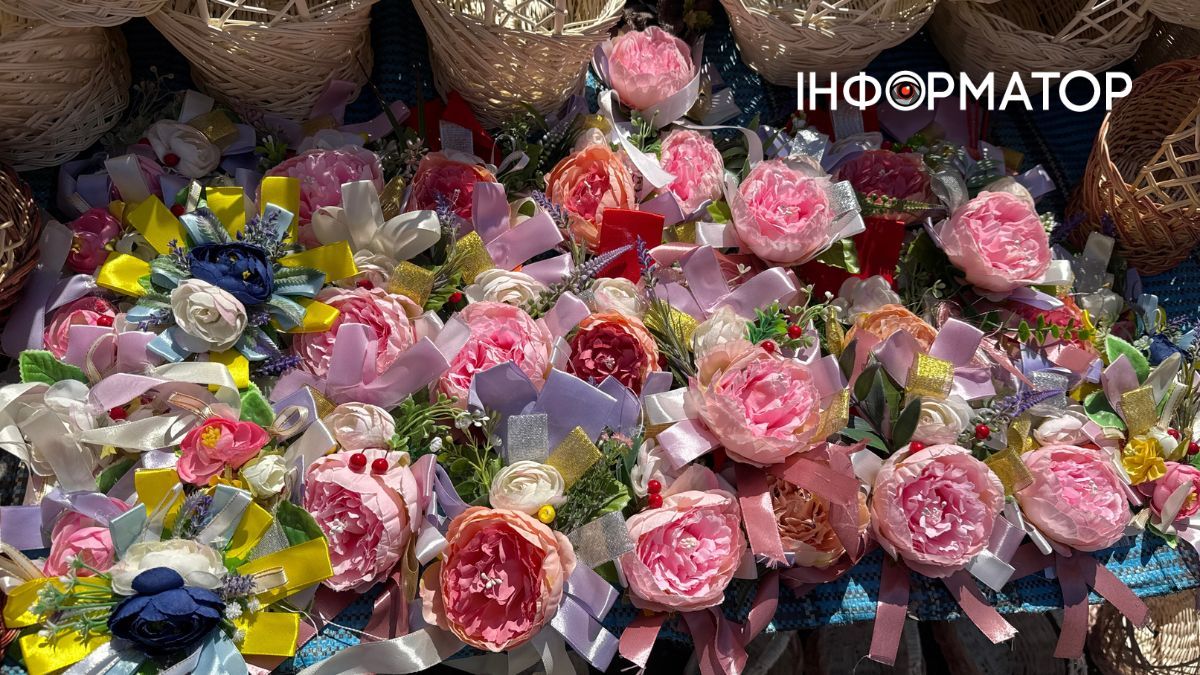 Скільки коштують святкові кошики та декор у Коломиї? 4