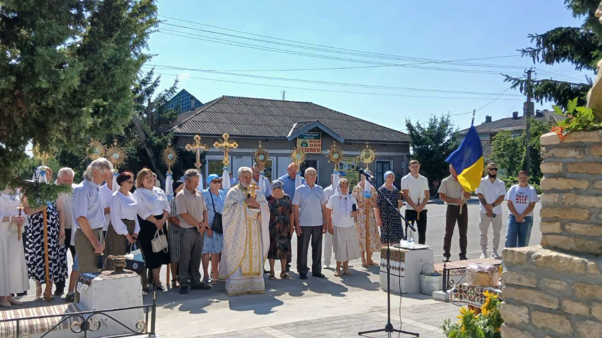 У Чернятині реставрували та урочисто освятили пам’ятник Івану Франку 1