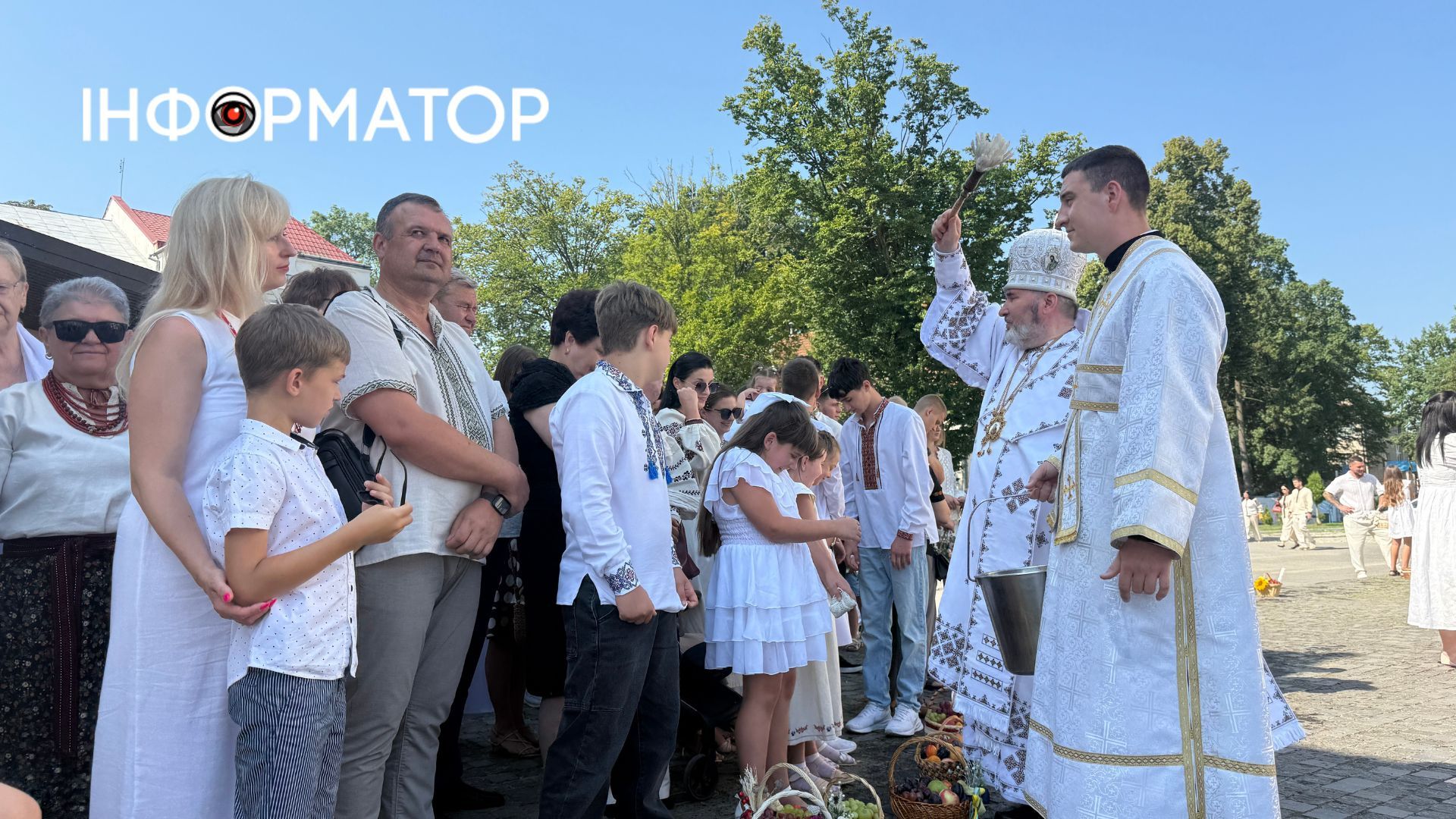 Як у Коломиї освячували кошики на Спаса: фоторепортаж з храмів міста 8