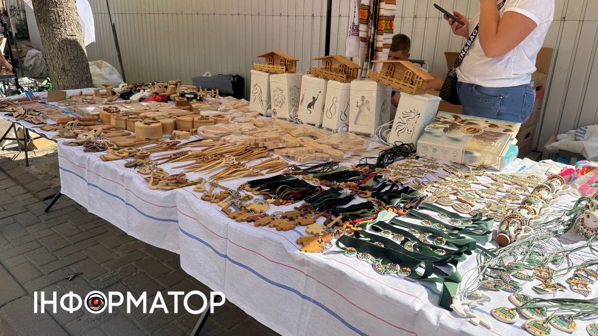 Мед, вишивка та крафтові вироби: як коломияни ярмаркують на Спаса та День міста? 6