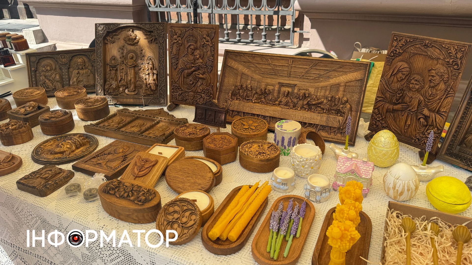 Мед, вишивка та крафтові вироби: як коломияни ярмаркують на Спаса та День міста? 7
