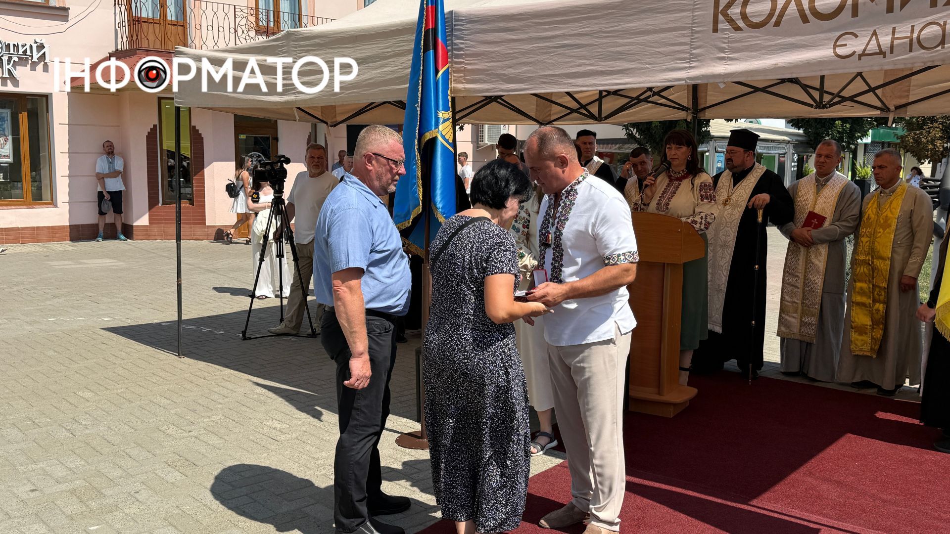 20 полеглим захисникам посмертно присвоїли звання Почесний громадянин Коломиї 23