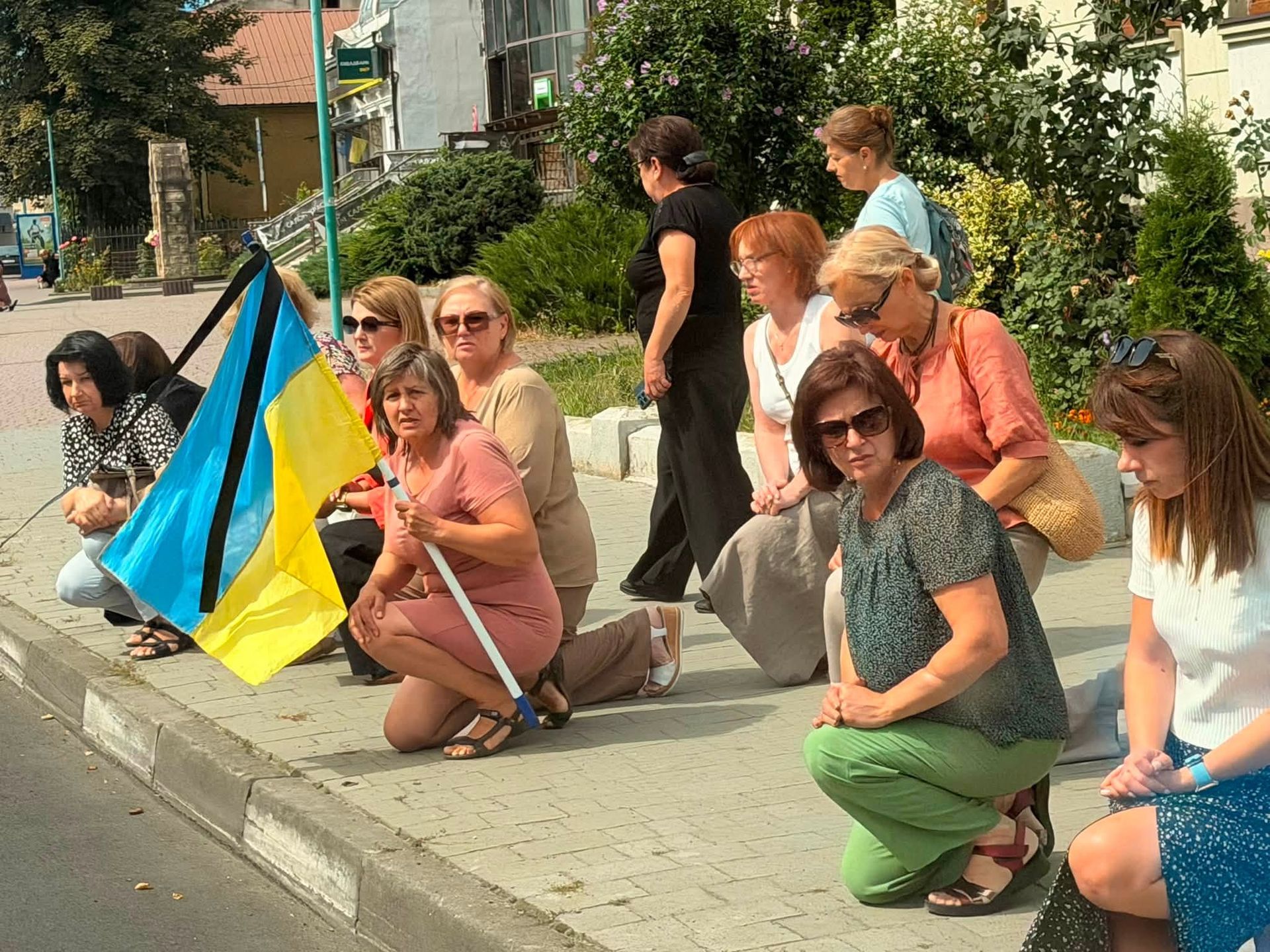 У Надвірній в останню путь провели молодого захисника Богдана Клубчука 19
