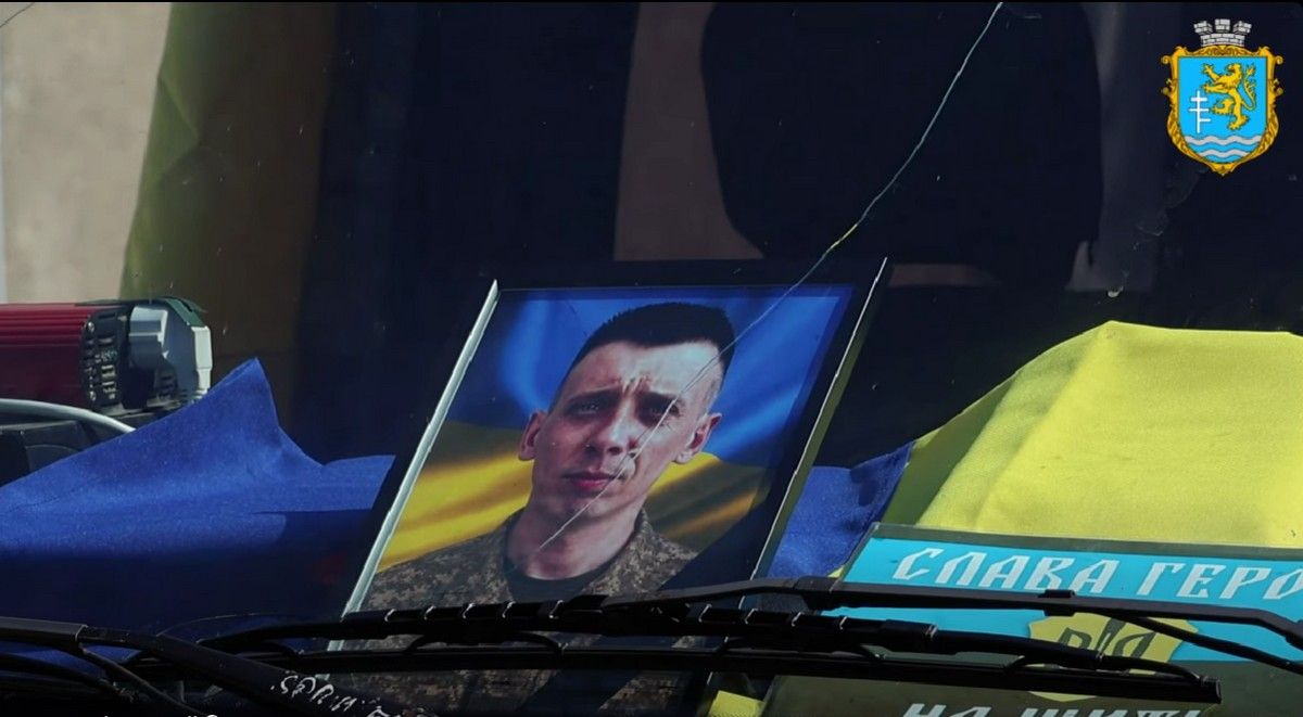 У Заболотівській громаді відбулося прощання із воїном Тарасом Коржем 2