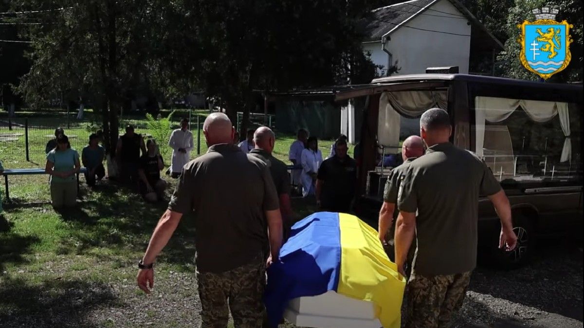 На Коломийщині відбувся чин похорону воїна Тараса Коржа