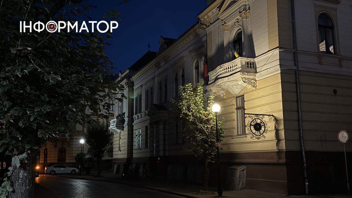 Магія літніх сутінків: фоторепортаж вечірньої Коломиї 13
