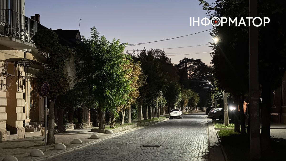 Магія літніх сутінків: фоторепортаж вечірньої Коломиї 5