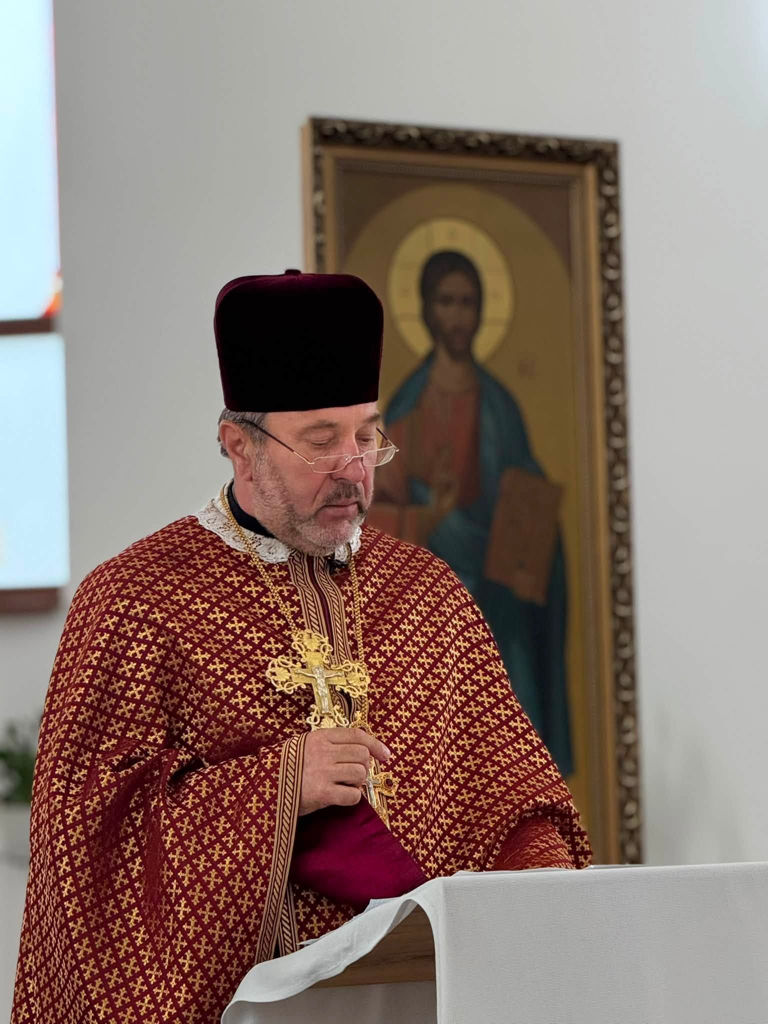 У Надвірній провели в останню путь військовослужбовця Валентина Сухоручка 10