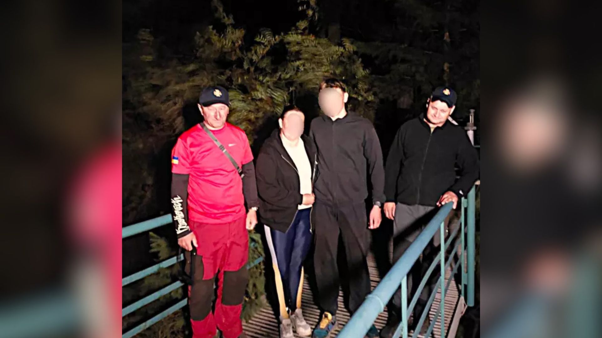 На схилах Говерли рятувальники розшукали двох заблукалих туристів